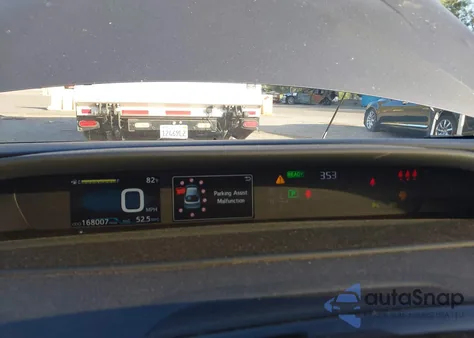 2020 Toyota Prius Le z USA, uszkodzony, nr VIN JTDKARFU2L3117182